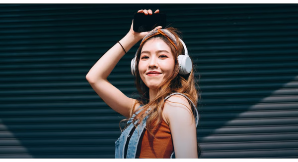 AI and the new era of customer experience: Insights for 2025 and beyond